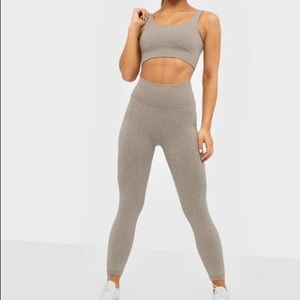 Aimn Latte Ribbed Seamless Tights 78 